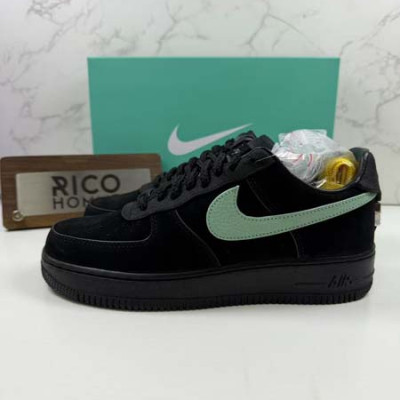 N*KE X 티*니 앤코 에어포스 1 로우