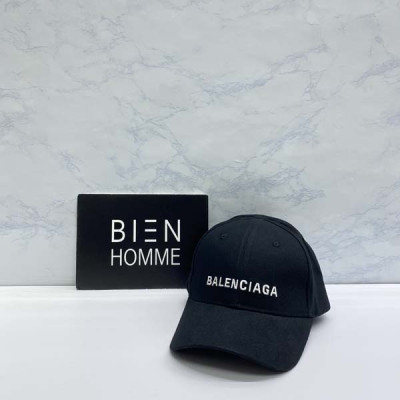 발렌시A가 로고 자수 볼캡