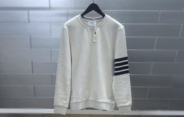 톰*라운 사선완장 스웨트 맨투맨 티셔츠 (HIGH QUALITY)