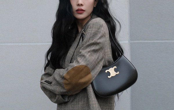 CEL*NE 샤이니 미디움 카프스킨 틸티백 (2color)