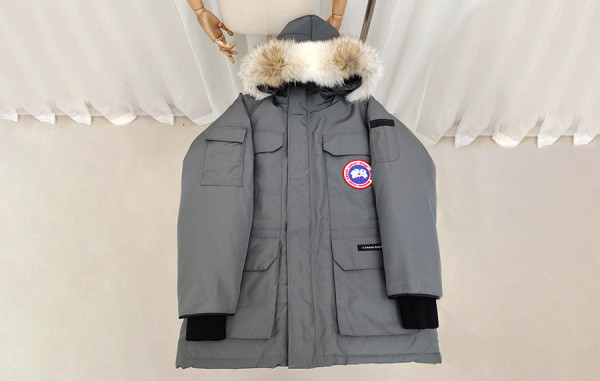 캐나다9스 익스페디션 울프퍼 구스다운 패딩 (PREMIUM)